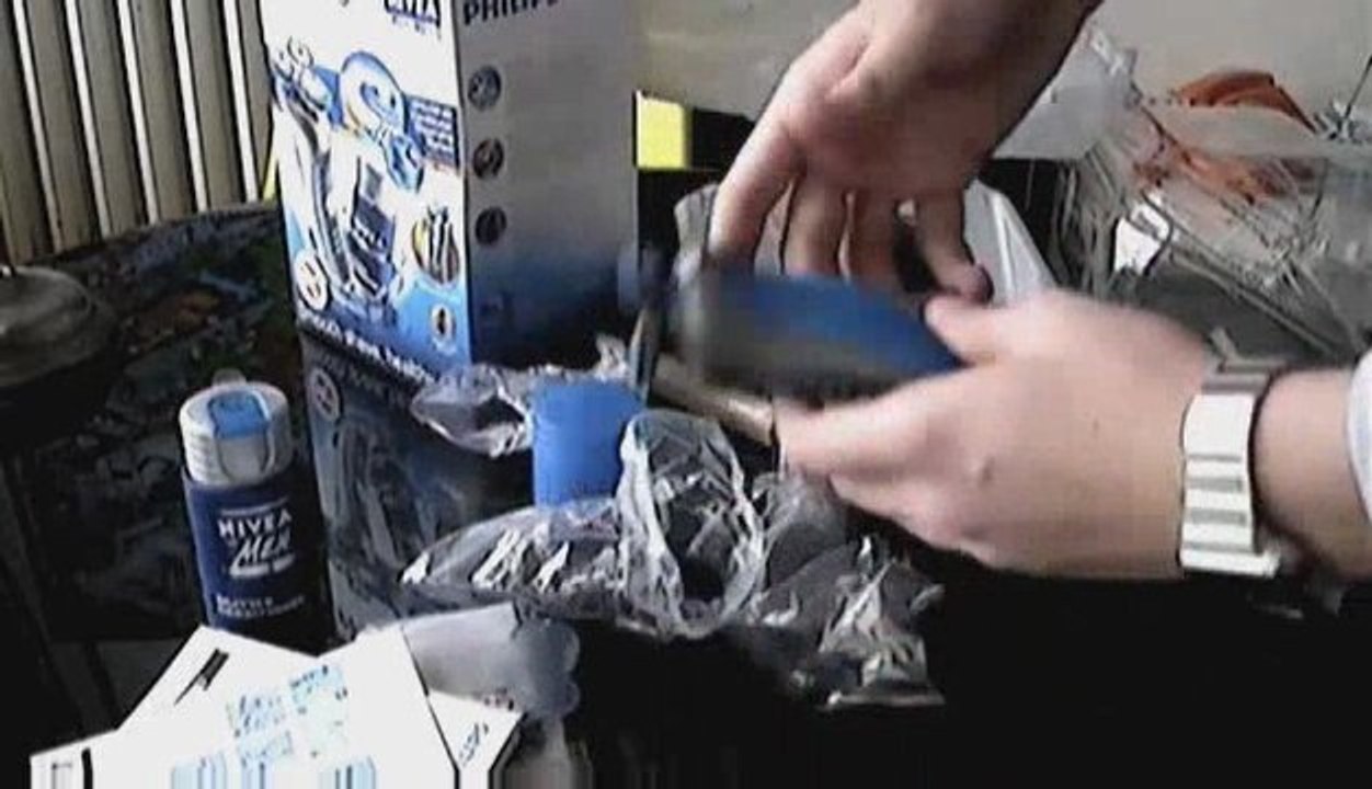 LE DEBALLING DU RASOIR PHILIPS NIVEA FOR MEN HS8060