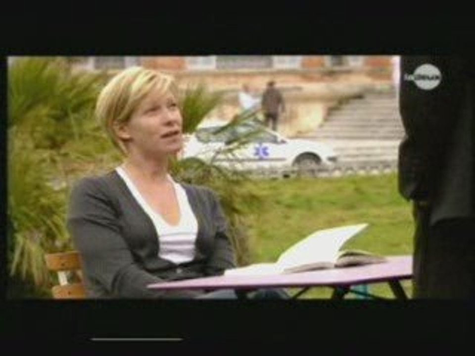 Episode1223 du 18/05/09 Céline