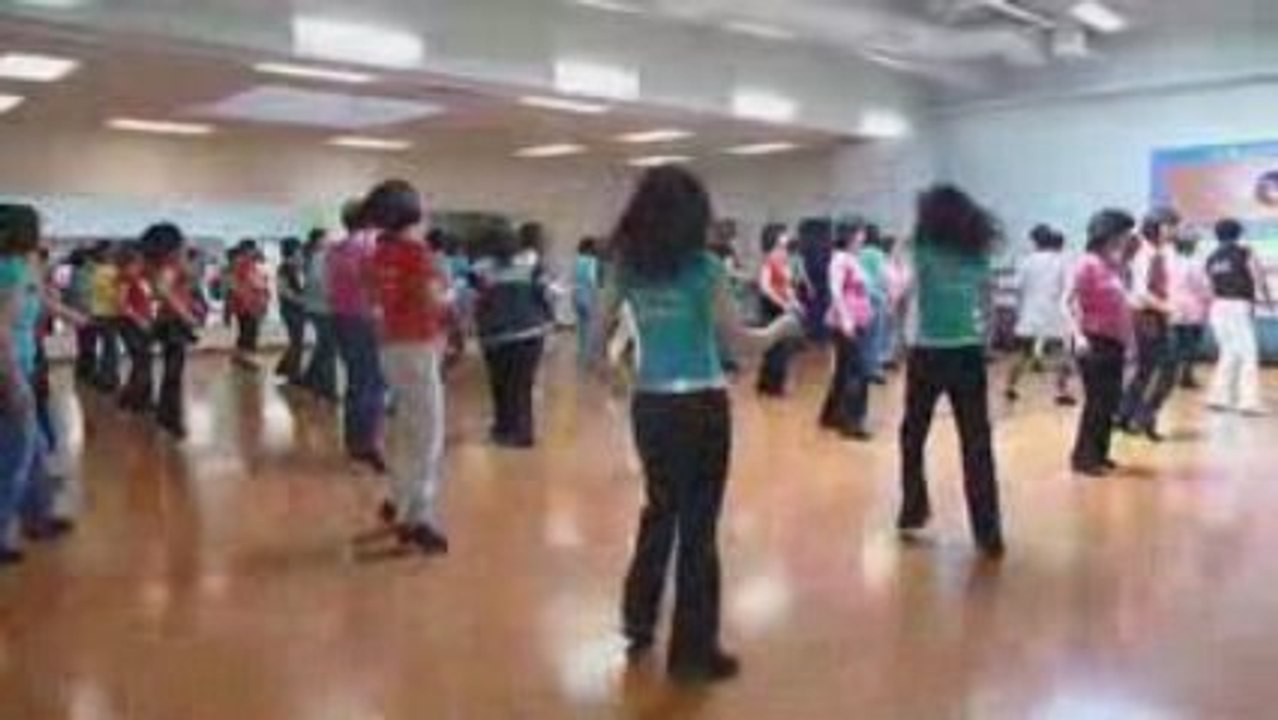 Poker Face Line Dance (Walk Through & Dance)