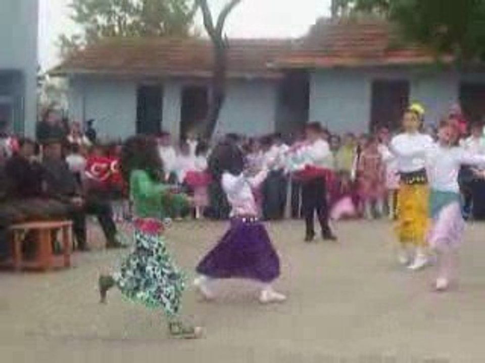 Karatepe İlk Ögretim Okulu 4/A Roman