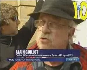 Plaintes contre Base élèves à Millau et Grenoble