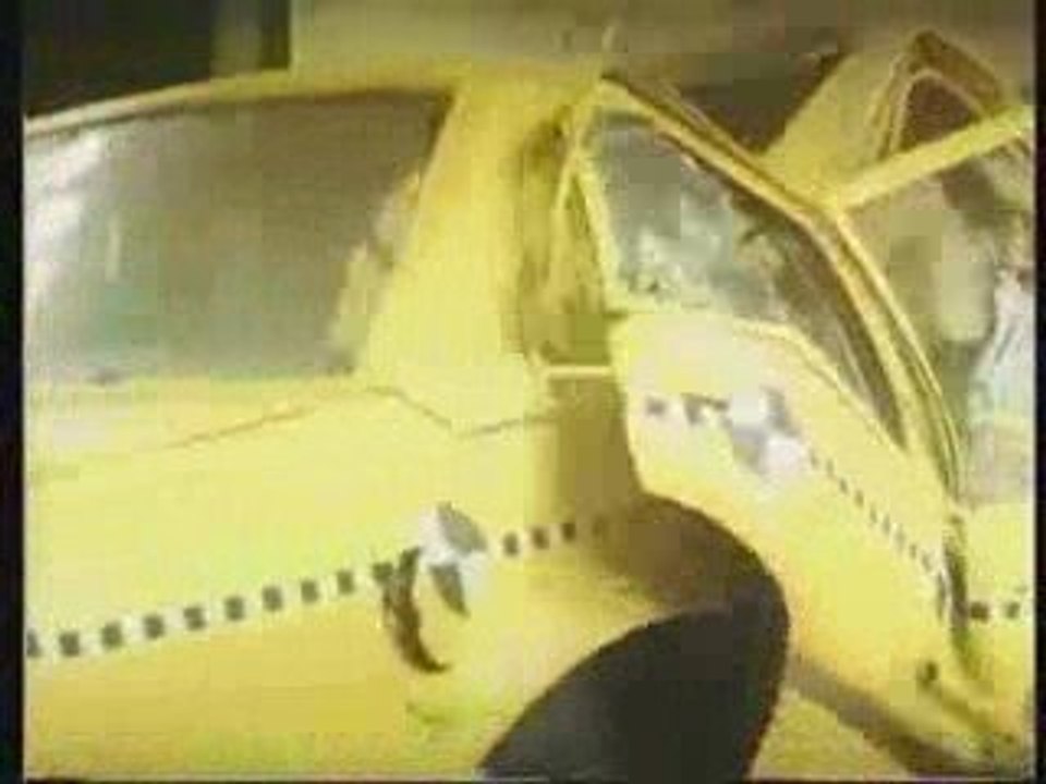 Holden Commodore crash test fallito