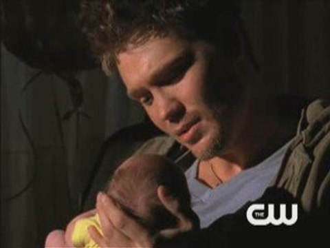 VOSTFR One-tree-hill-promo-6x24-season-final VOSTFR