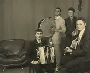 Ketty Perry -Hot and Cold cover by LOS COLORADOS