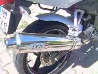 daelim roadsport avec pot  round sport inox ( sans dbkiller)