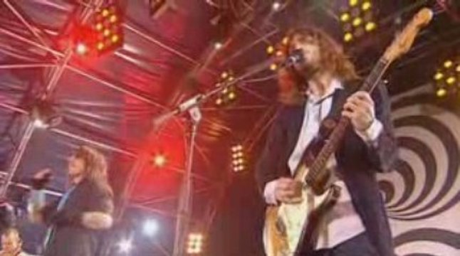 Snow (hey ho) red hot chili peppers concert