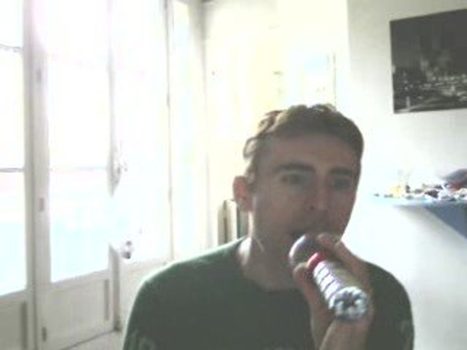 Wiwi égratigne "On va tous faire la fête ce soir"