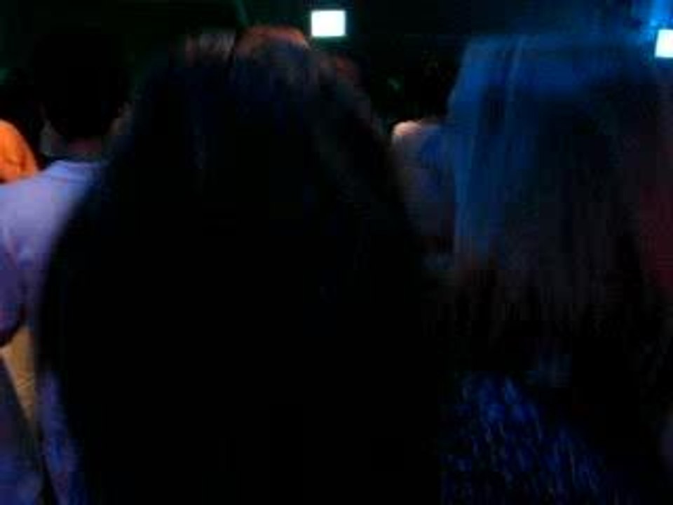 Dancing girls @ We party 2
