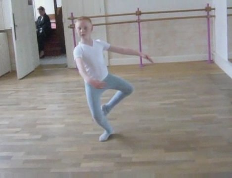 Danse classique : Valentin et Lucie, futures étoiles ?