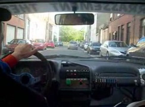 Peugeot 205 rallye caméra embarquer cortége de blandain