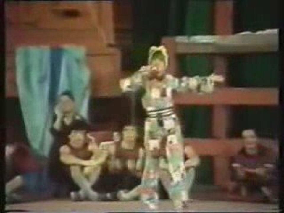 Sezen Aksu - Dum Tek