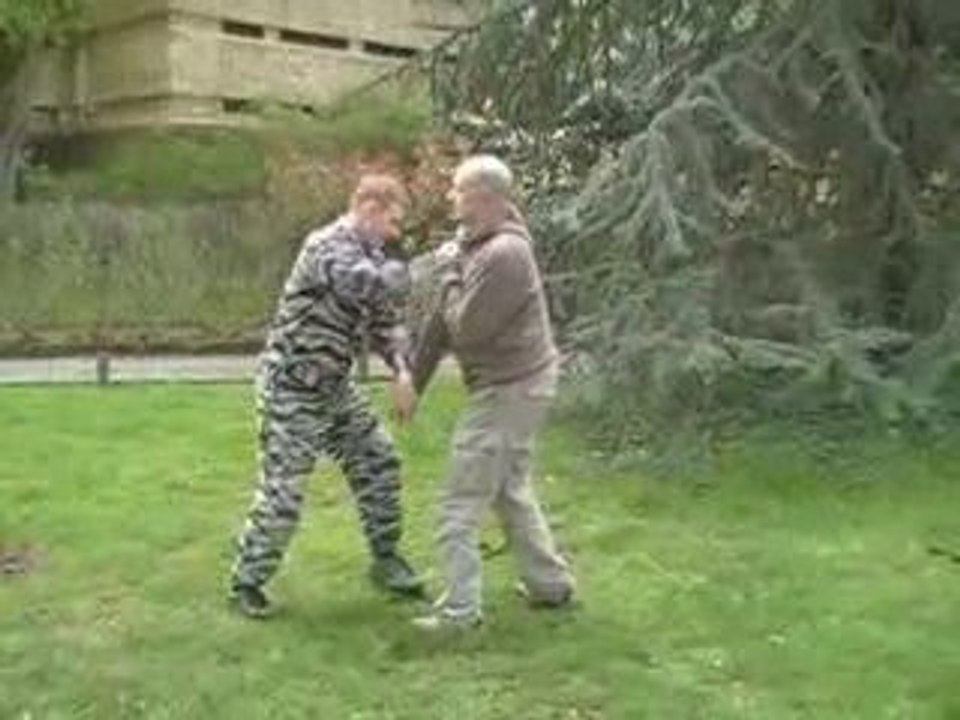 Systema Nevod - Combat au couteau et mains nues