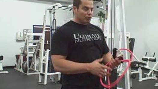 Prevent Shoulder Injuries With Rear Delt Flyes - video Dailymotion