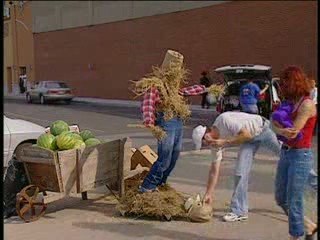 320แกล้งคน หุ่นไล่กา