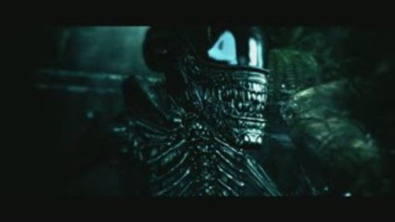 Aliens vs. Predator - Trailer #1