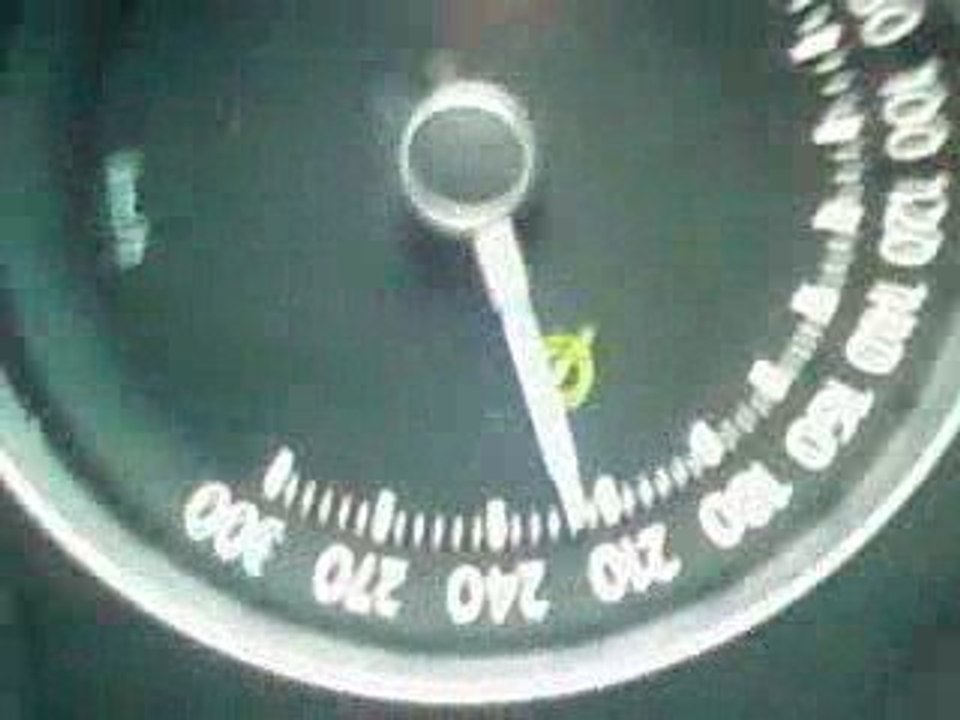 R32 sur autoroute