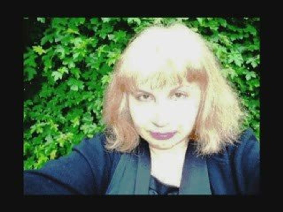 LUMINITA SOARE BLOWING IN THE WIND DYLAN-cover