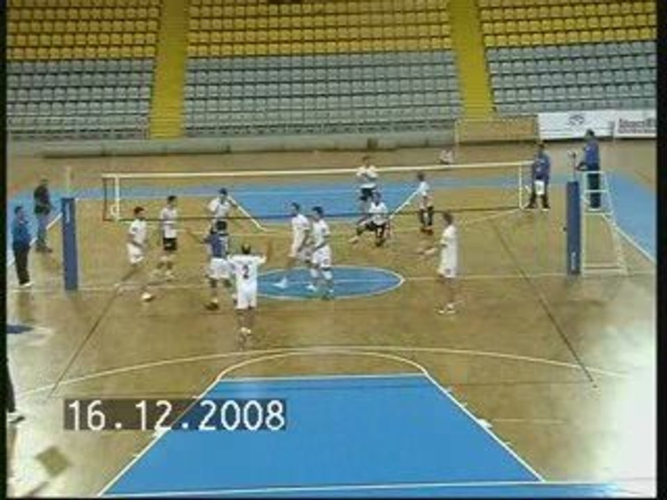 Ratko Tanev # 14 Outside hitter