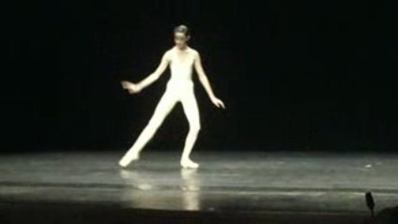CLIP0008