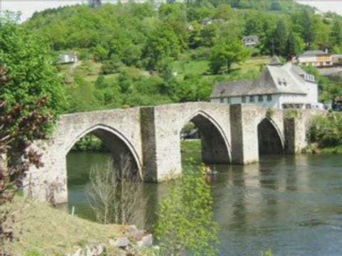 Moto Mai 2009 parti pour la Corse