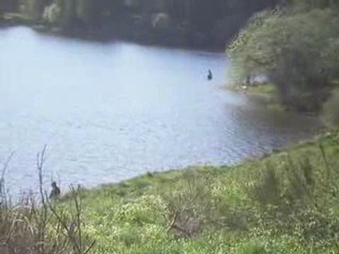 Massif du Sancy: Pêcheurs au Guéry