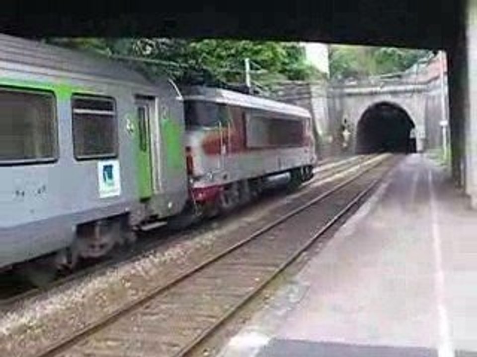 Départ BB15022 et ses 9 voitures CIC