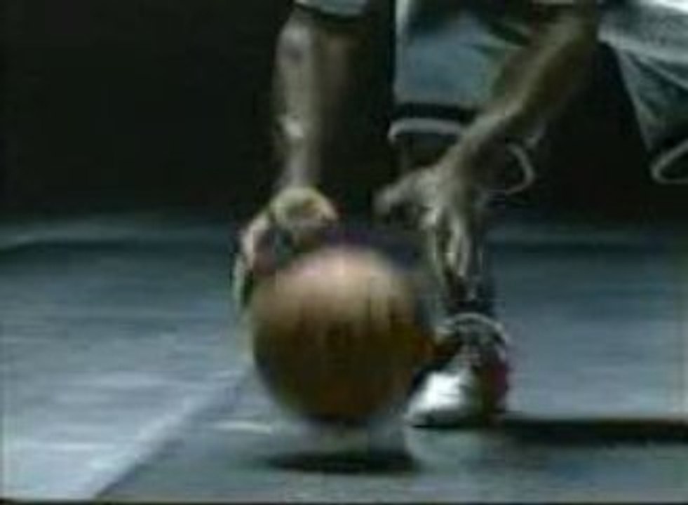 NBA-Nike-Freestyle Commercial (Basket)