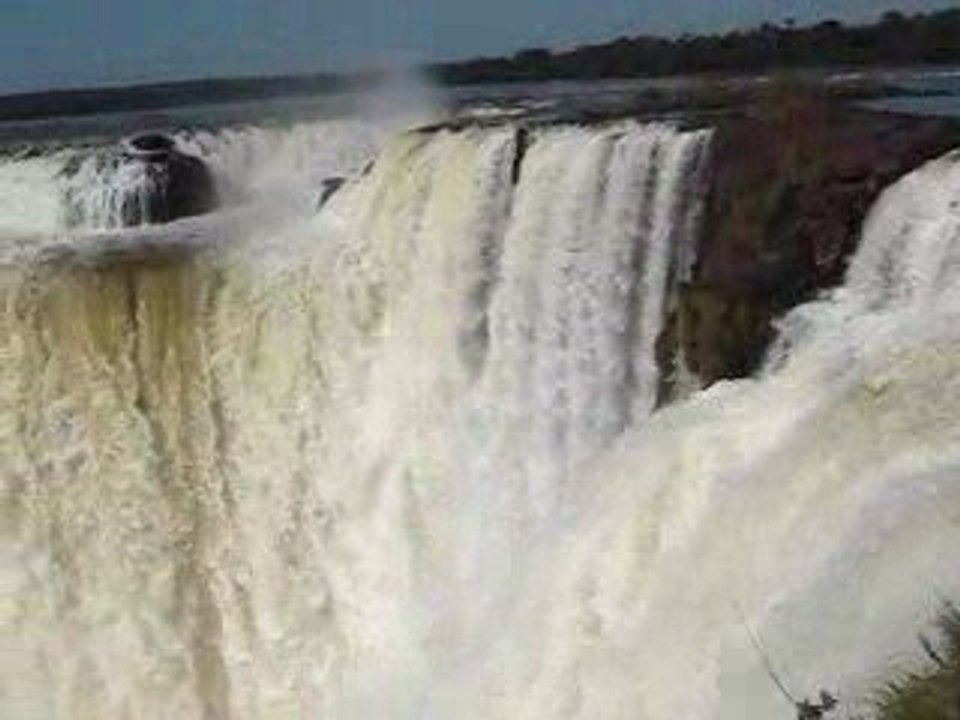Garganta del diablo  (chute Iguazu)