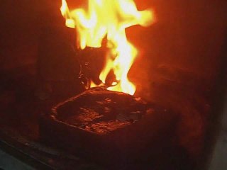 MICROWAVING TWO MINI ETCH A SKETCHES