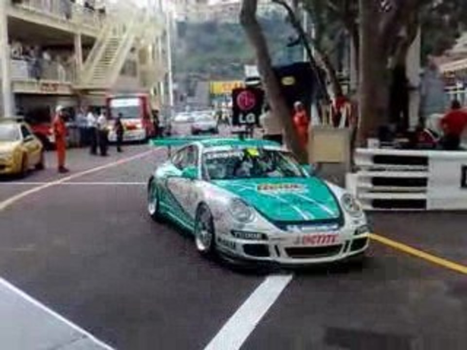 Porsche MOBIL1 SUPERCUP 2009 , Sortie des stands aux essais