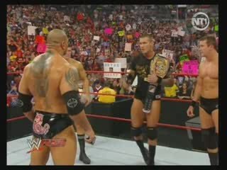 catch attack Raw 22/05/09 part 1