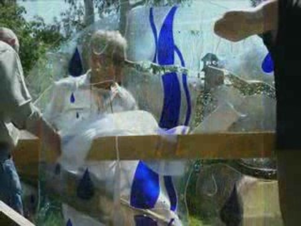 création des vitraux par l'association vitrail en Uzège uzès