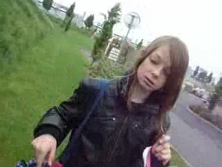 Mylène qui me préviens qui'a une béte mdr