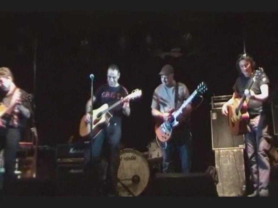 COMPILE A VIAS 3 TITRES (extraits) filmé par Chacha-Lolo