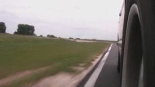 Clastres 2009-05-23 : Drift en E34 M5 (2)