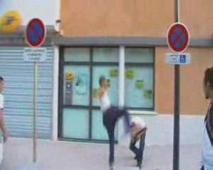 Street bench delire en music