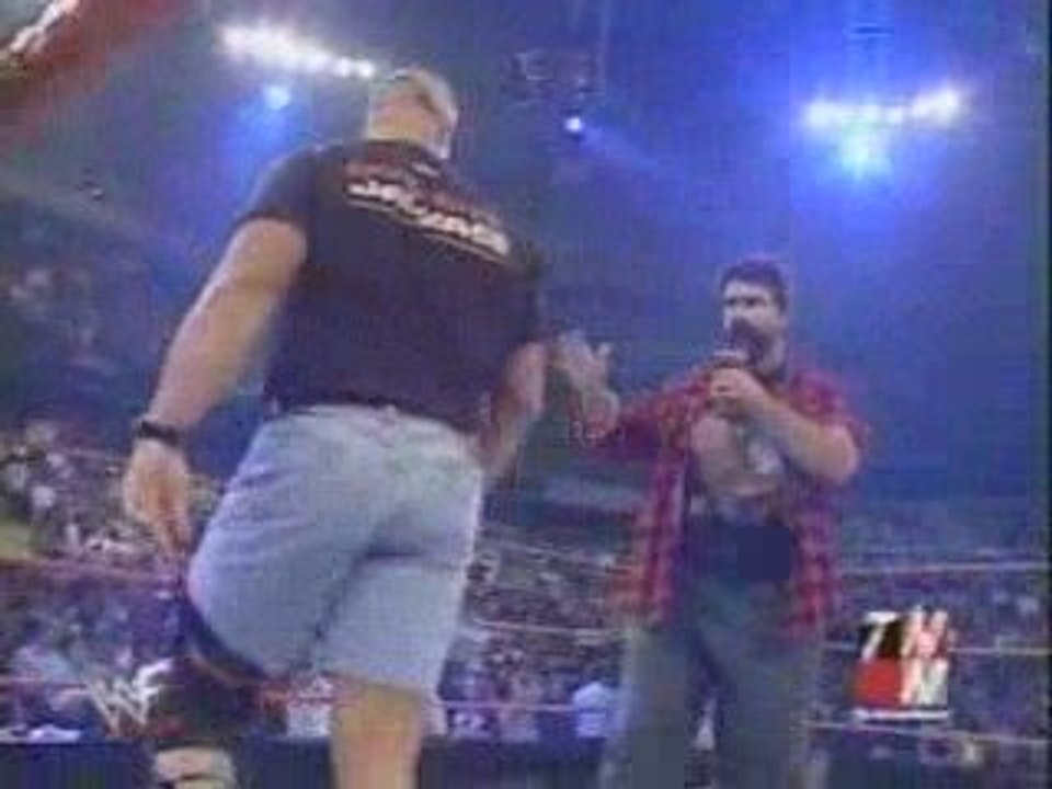 Raw Is War 02.10.2000 P. 7