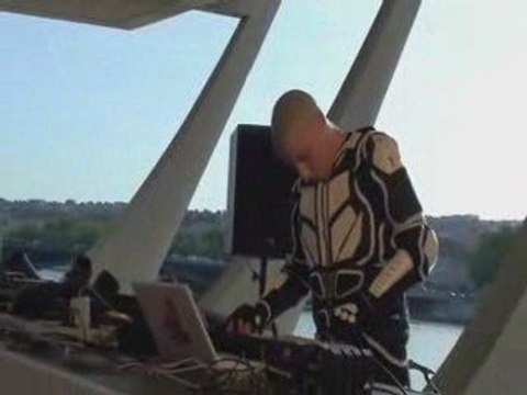 4trakZ @ Inauguration Nuits Sonores 2009