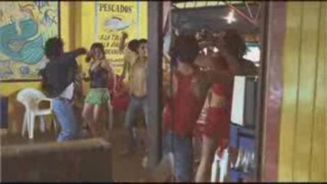 Axe Hot Fever - Pub TV Muchas Maracas