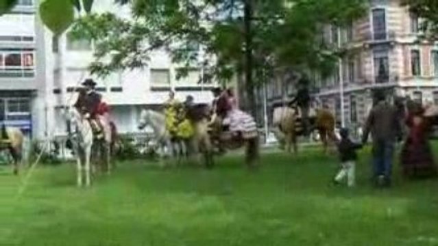 Danses espagnoles abrégées pour cause de mauvais temps