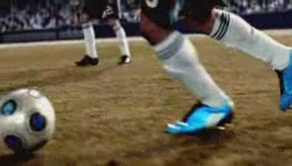 adidas F50i Chaque équipe a besoin d'une étincelle (pub 30s)