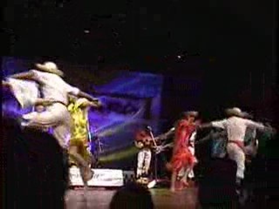 PUKAWARA, Hace Tiempo, José Ferrufino