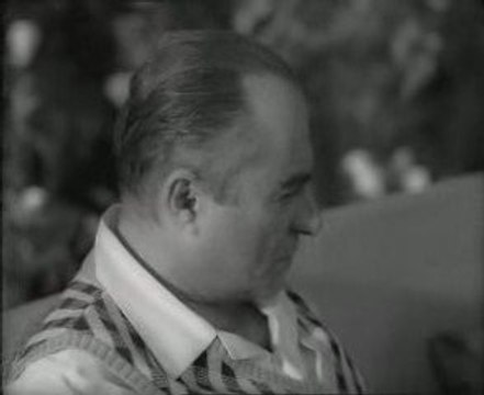 Ataturk - Is Bankasi Reklami