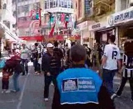 Besiktas bjk gs mac oncesi semt makara t-shirt 24.05.2009