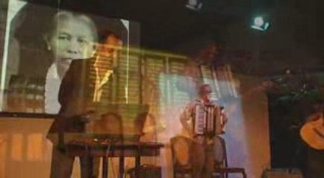 Voorstelling de Njai van Reggie Baay