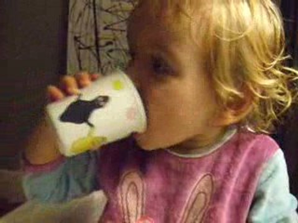 Joyeux anniversaire Fafa!!!Tchin tchin!