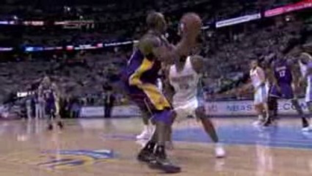 Kobe Bryant gets the turnaround jumper to fall plus the foul