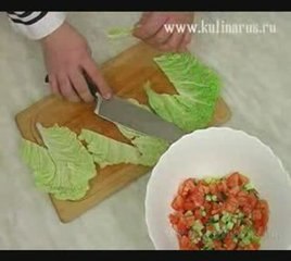 Крабовый салат с курицей и помидорами