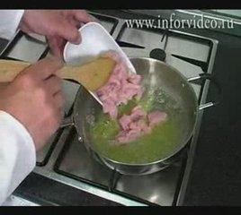 Салат из сельдерея с грудкой