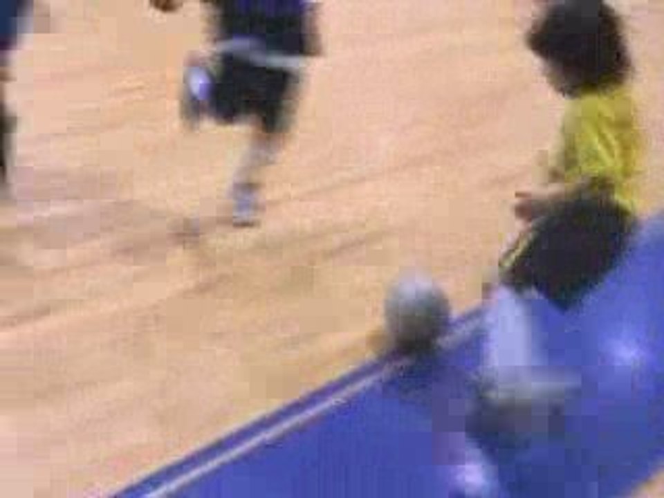 Un mini Cristiano Ronaldo di 6 anni!